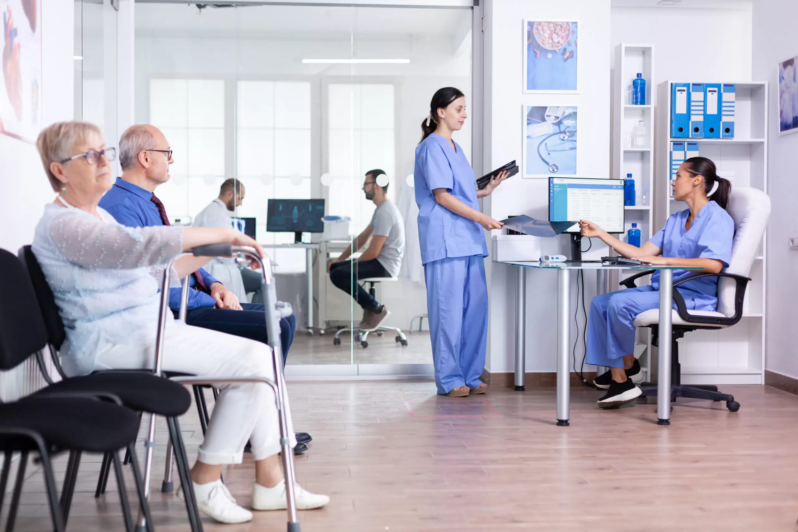 You are currently viewing 3 Key Waiting Room Solutions to Increase Patient Satisfaction